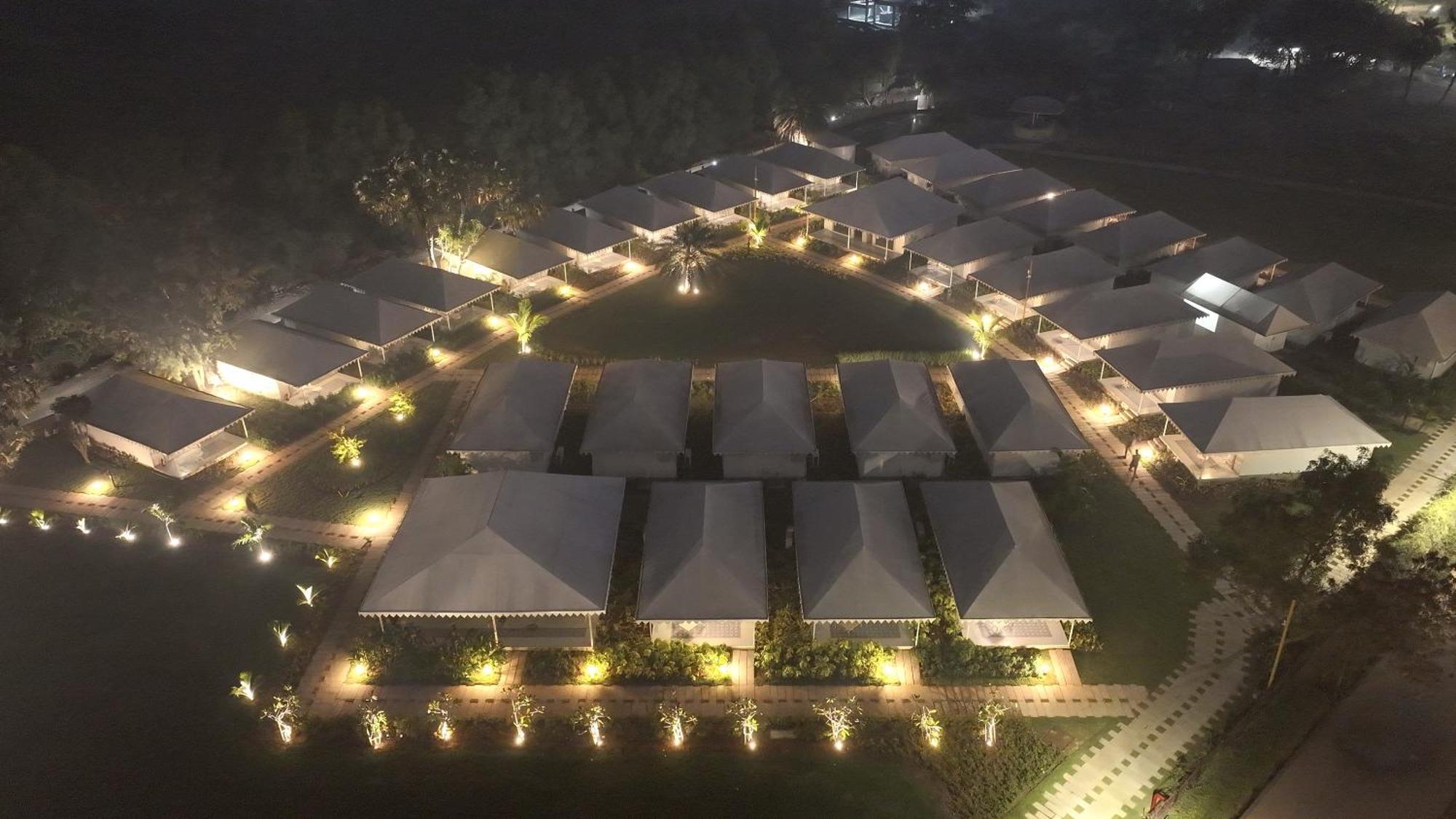 The Fern Seaside Luxurious Tent Resort ダマン エクステリア 写真