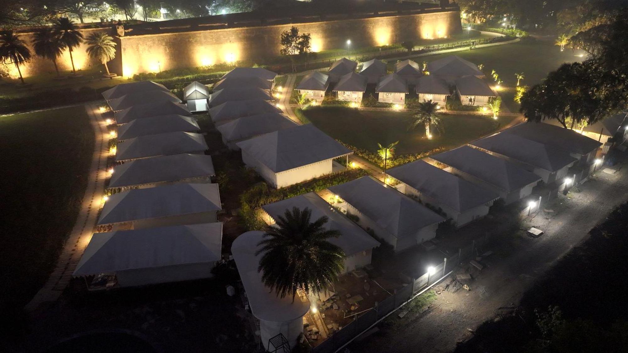 The Fern Seaside Luxurious Tent Resort ダマン エクステリア 写真