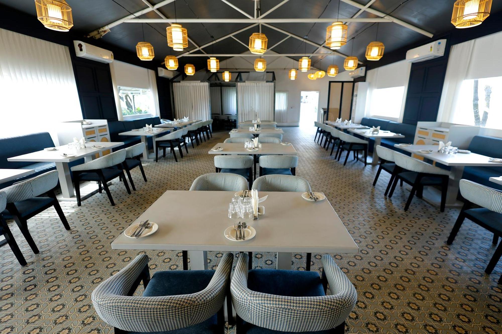 The Fern Seaside Luxurious Tent Resort ダマン エクステリア 写真