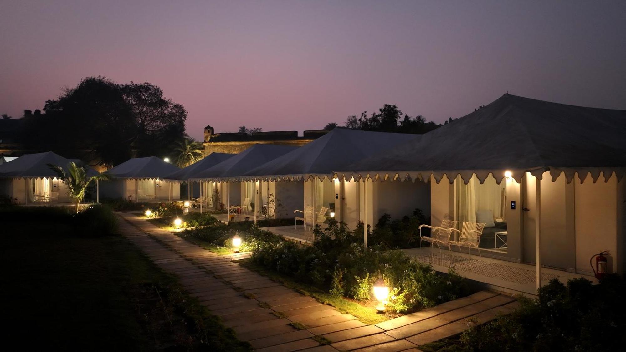 The Fern Seaside Luxurious Tent Resort ダマン エクステリア 写真