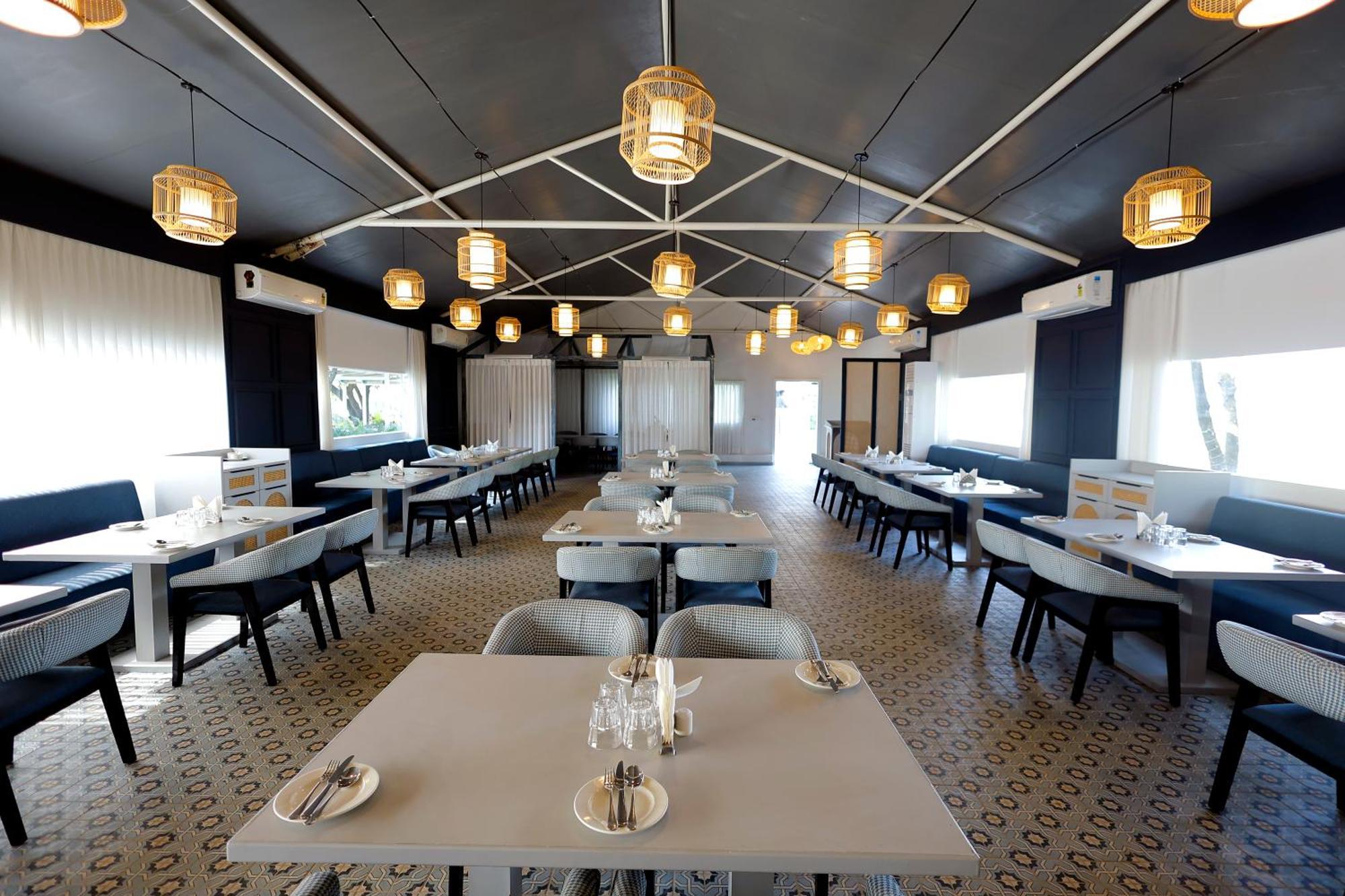 The Fern Seaside Luxurious Tent Resort ダマン エクステリア 写真
